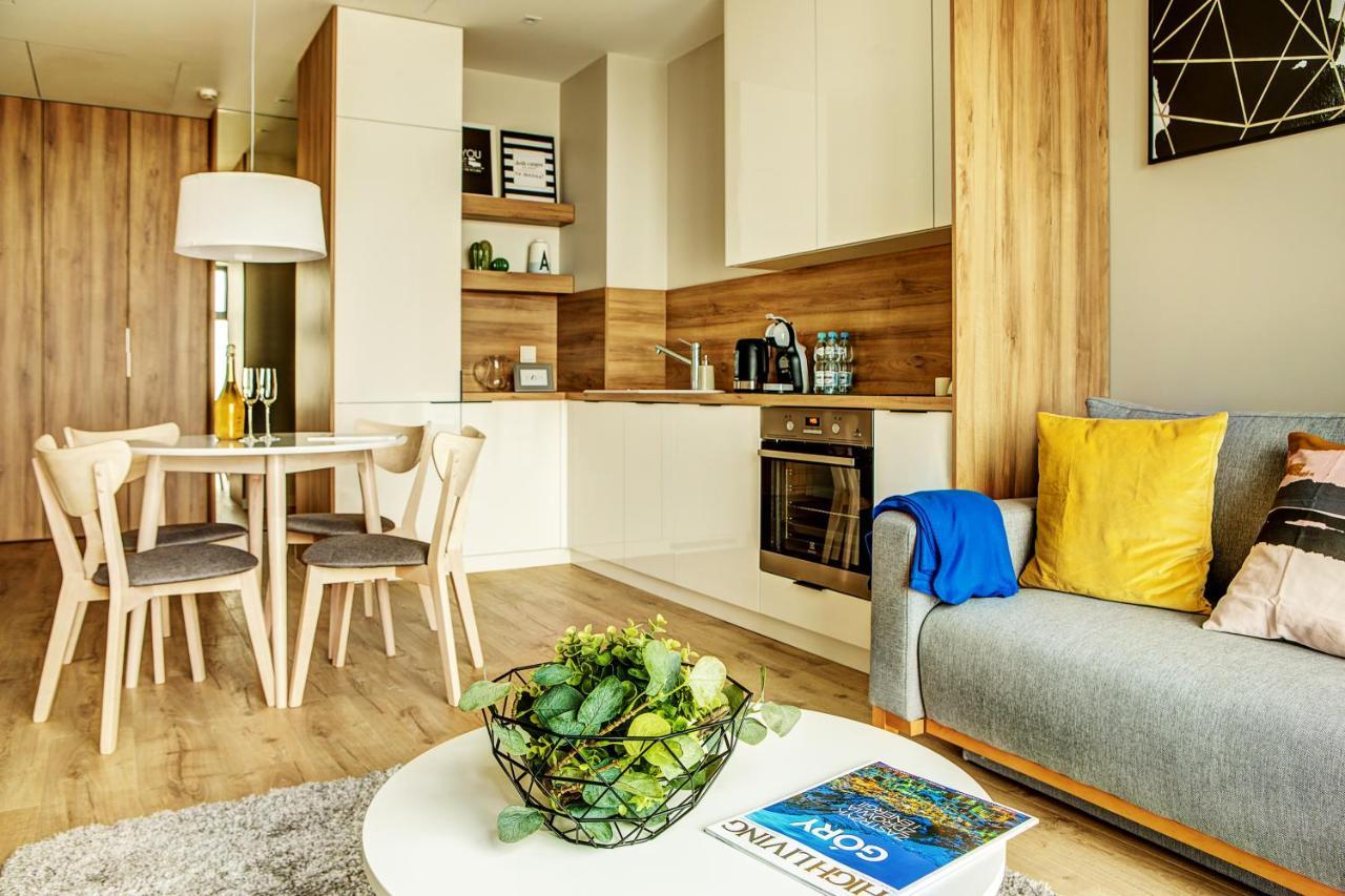 Apartamenty Sky Tower Wrocław Extérieur photo