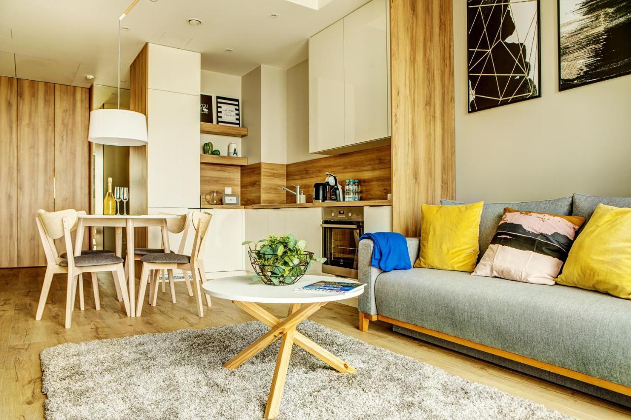 Apartamenty Sky Tower Wrocław Extérieur photo