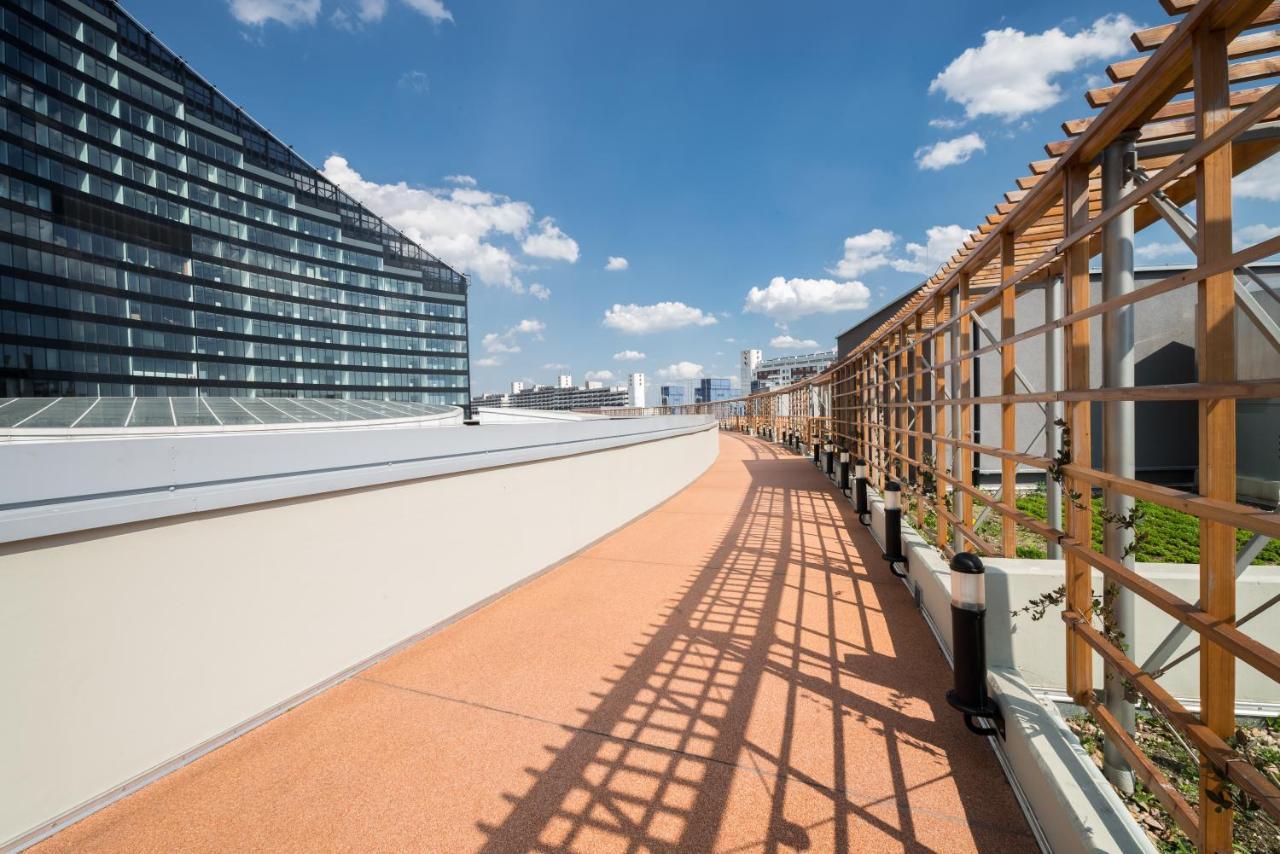 Apartamenty Sky Tower Wrocław Extérieur photo