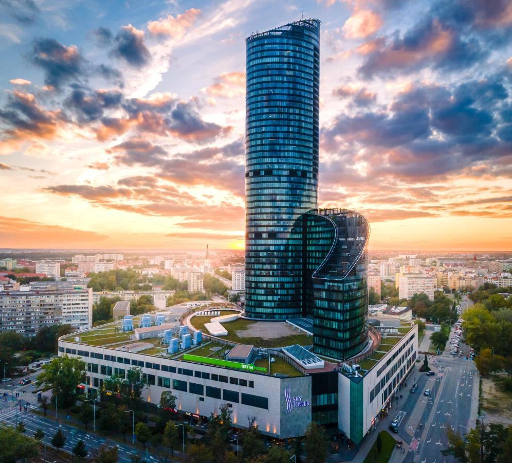 Apartamenty Sky Tower Wrocław Extérieur photo