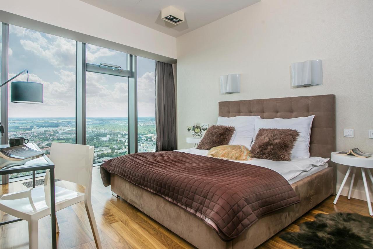 Apartamenty Sky Tower Wrocław Extérieur photo