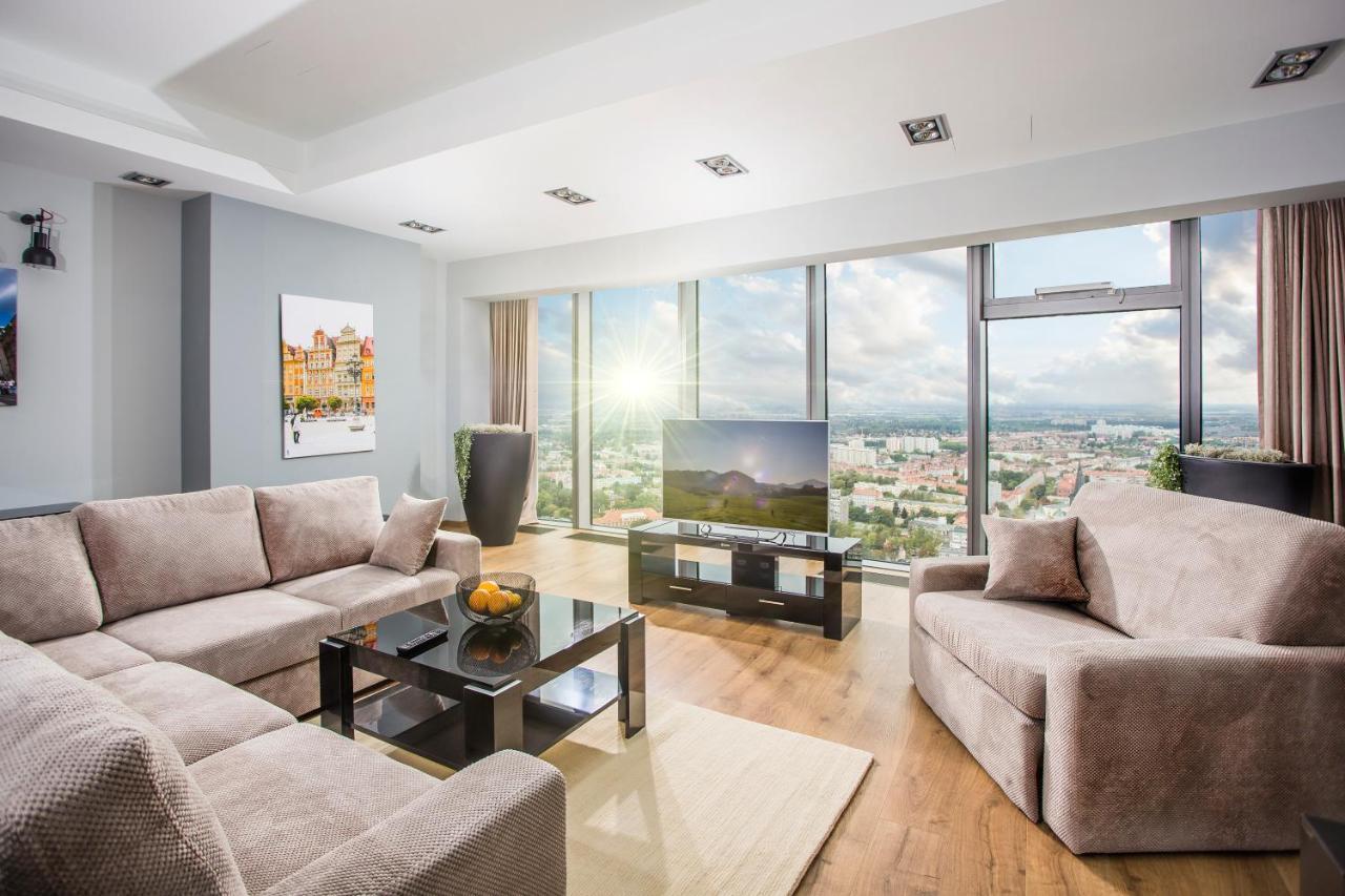 Apartamenty Sky Tower Wrocław Extérieur photo